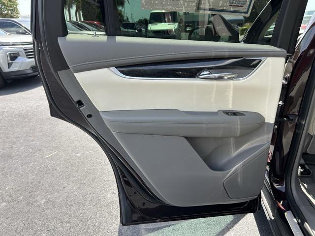 used 2021 Cadillac XT6 car, priced at $34,041