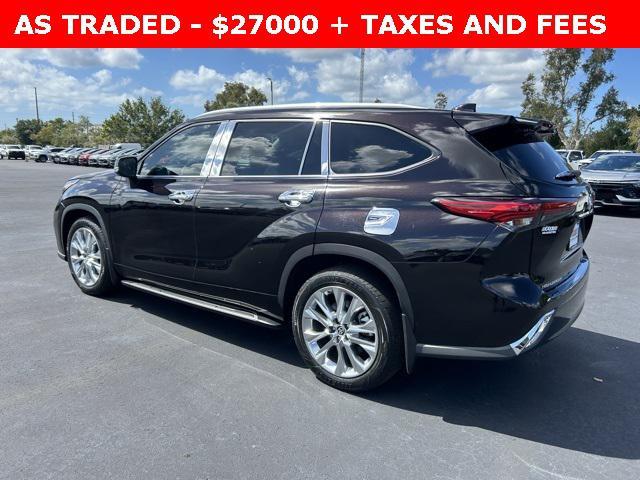 used 2020 Toyota Highlander car, priced at $27,000