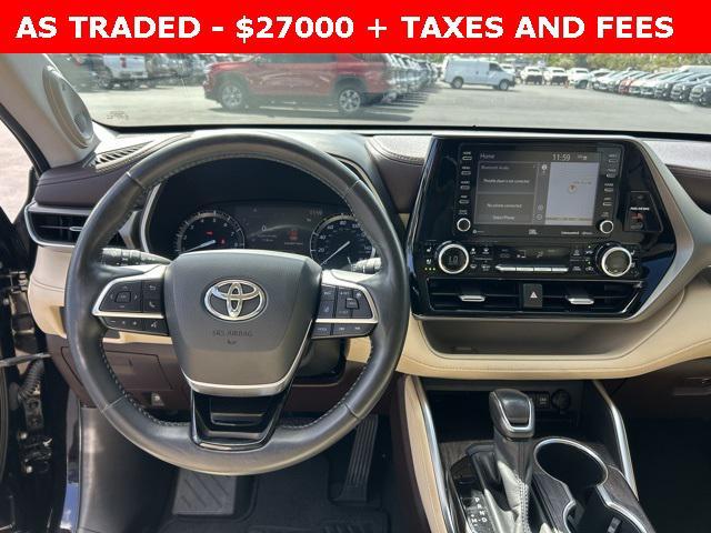 used 2020 Toyota Highlander car, priced at $27,000