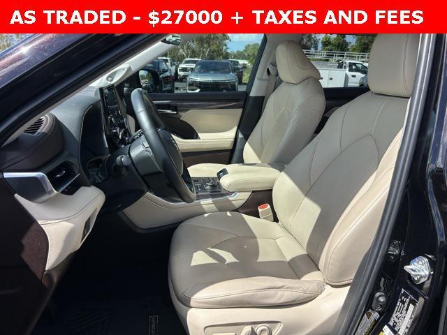 used 2020 Toyota Highlander car, priced at $27,000