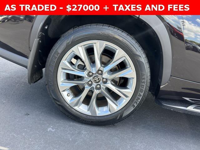 used 2020 Toyota Highlander car, priced at $27,000