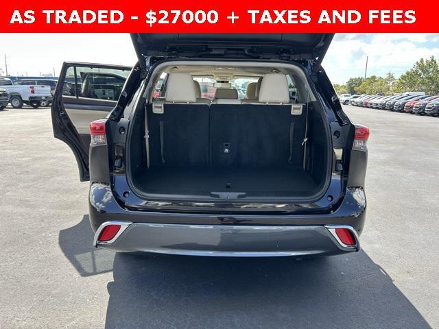 used 2020 Toyota Highlander car, priced at $27,000