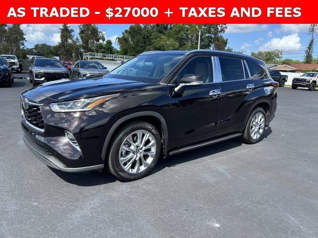 used 2020 Toyota Highlander car, priced at $27,000