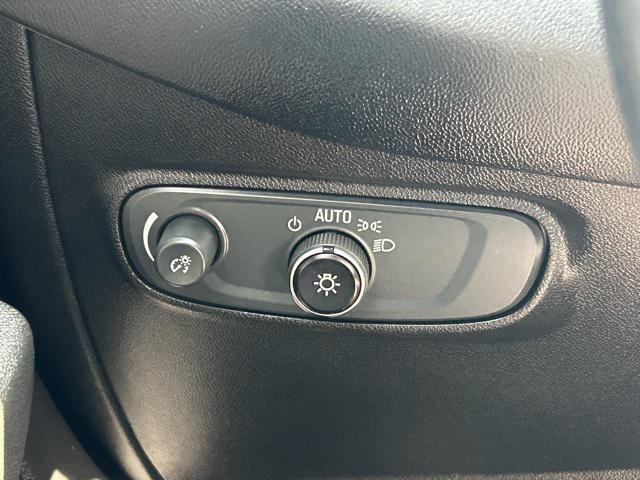 used 2022 Chevrolet Equinox car, priced at $22,000