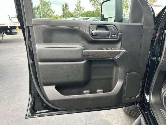 used 2022 Chevrolet Silverado 3500 car, priced at $60,535