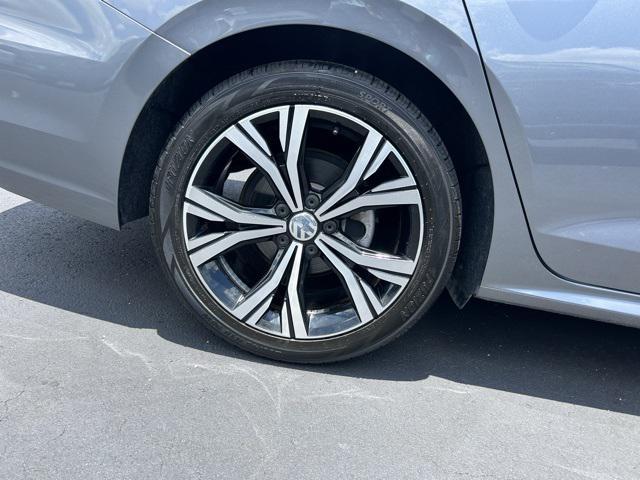 used 2021 Volkswagen Passat car, priced at $15,197