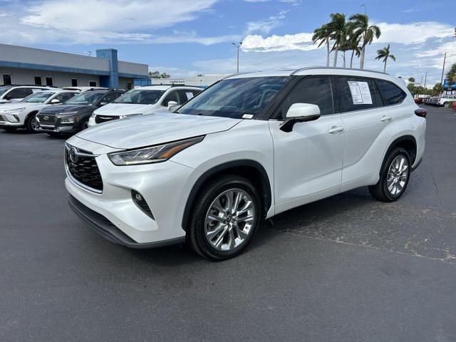 used 2022 Toyota Highlander car, priced at $36,000