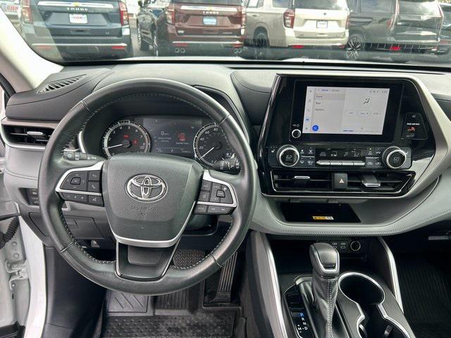 used 2023 Toyota Highlander car, priced at $37,777