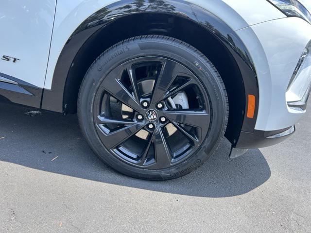 used 2024 Buick Envision car, priced at $30,700