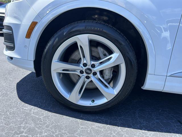 used 2019 Audi Q7 car, priced at $24,590