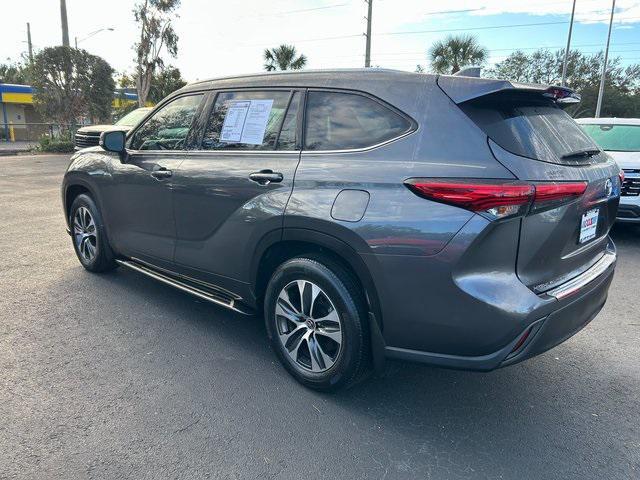 used 2020 Toyota Highlander car, priced at $29,877