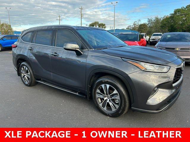 used 2020 Toyota Highlander car, priced at $29,877