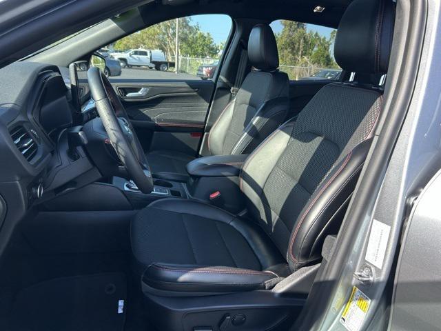 used 2024 Ford Escape car, priced at $25,900