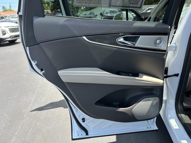 used 2022 Lincoln Nautilus car, priced at $41,000