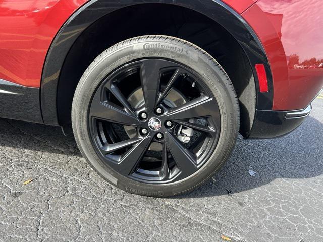 used 2023 Buick Envision car, priced at $24,000