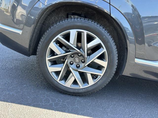 used 2022 Hyundai Santa Fe car, priced at $27,915