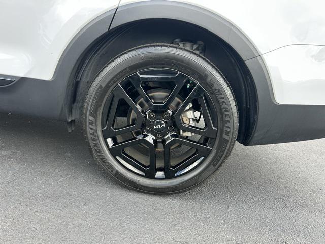 used 2024 Kia Telluride car, priced at $44,909