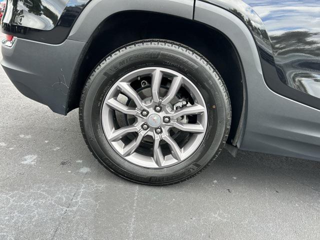 used 2023 GMC Terrain car, priced at $23,000