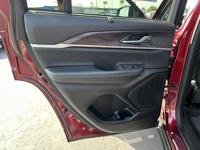 used 2023 Jeep Grand Cherokee car, priced at $31,200