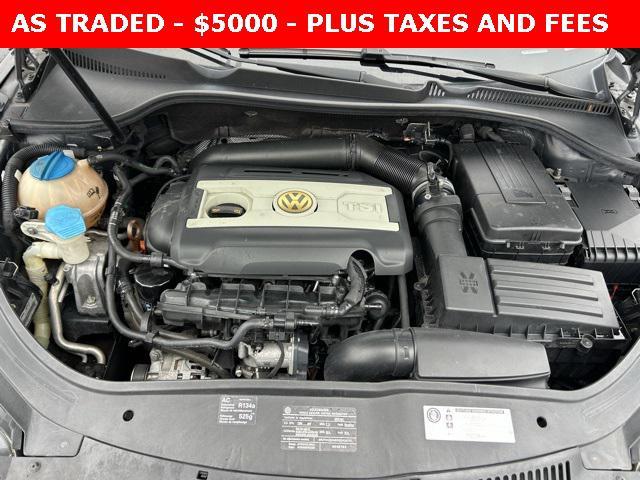 used 2010 Volkswagen Eos car, priced at $5,000