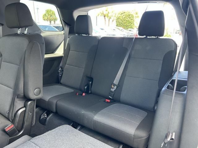 used 2024 Chevrolet Traverse car, priced at $33,667