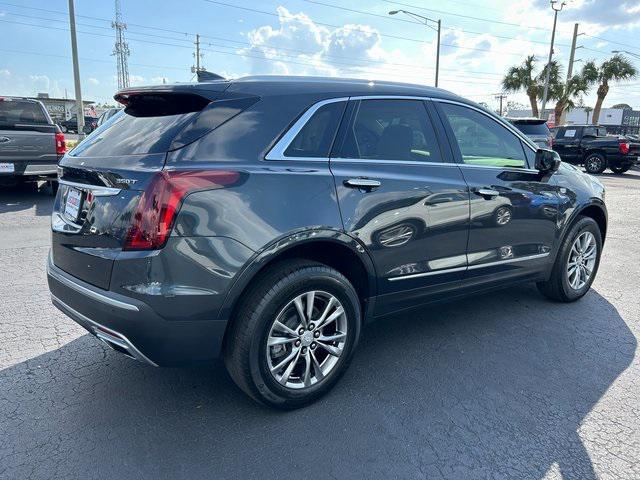 used 2021 Cadillac XT5 car, priced at $30,000