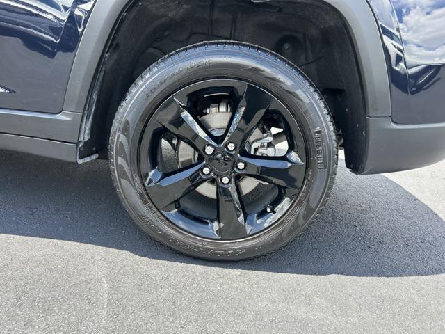 used 2024 Jeep Grand Cherokee car, priced at $36,400