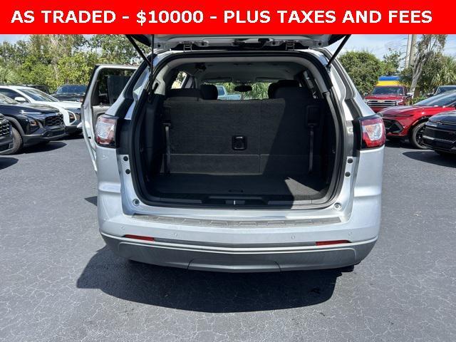 used 2015 Chevrolet Traverse car, priced at $10,000