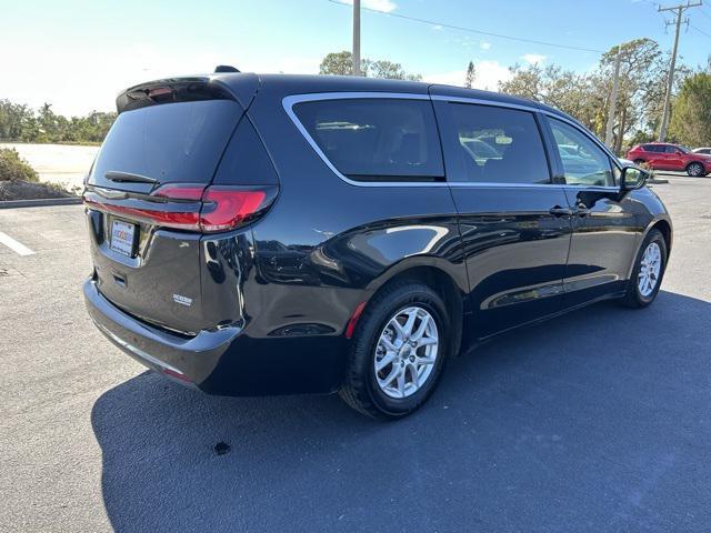 used 2023 Chrysler Pacifica car, priced at $23,000