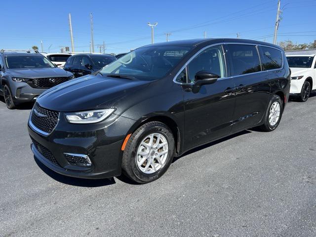 used 2023 Chrysler Pacifica car, priced at $23,000