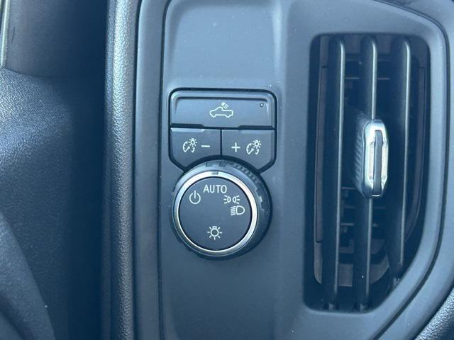 used 2021 Chevrolet Silverado 1500 car, priced at $29,400