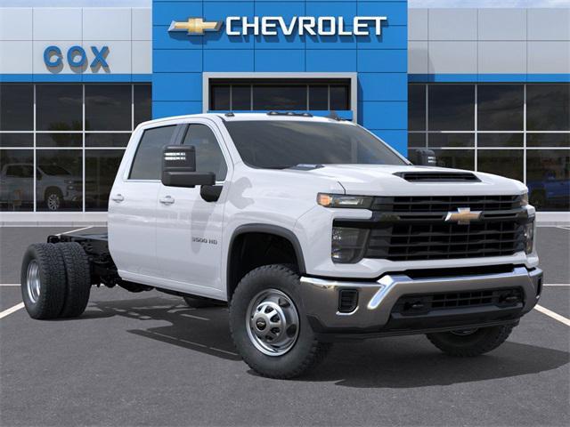 new 2025 Chevrolet Silverado 3500 car, priced at $65,843