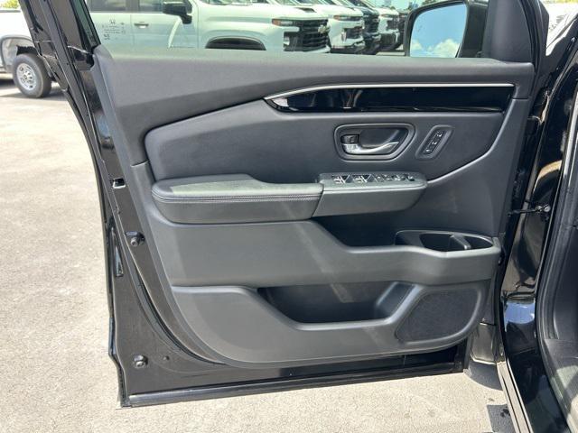 used 2023 Honda Pilot car, priced at $37,846