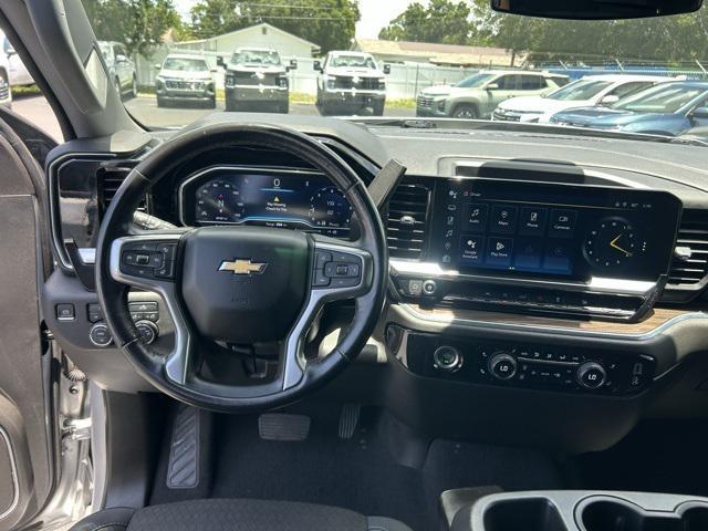 used 2022 Chevrolet Silverado 1500 car, priced at $32,000