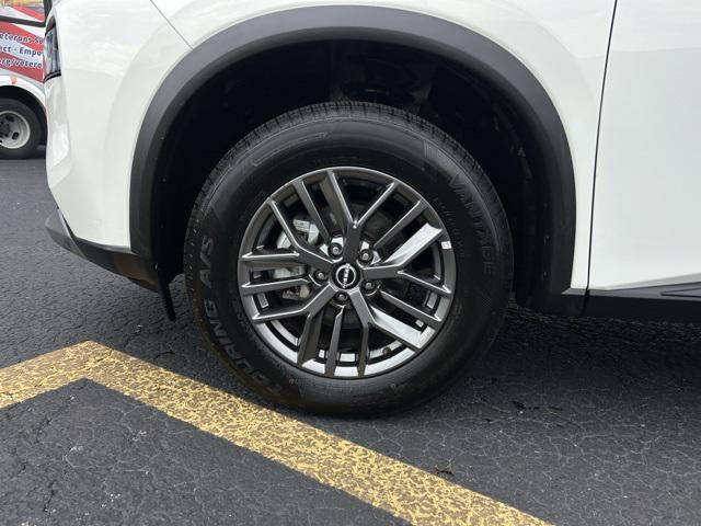 used 2023 Nissan Rogue car, priced at $20,235