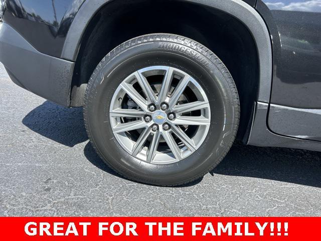 used 2023 Chevrolet Traverse car, priced at $28,849