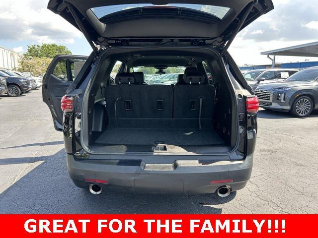 used 2023 Chevrolet Traverse car, priced at $28,849