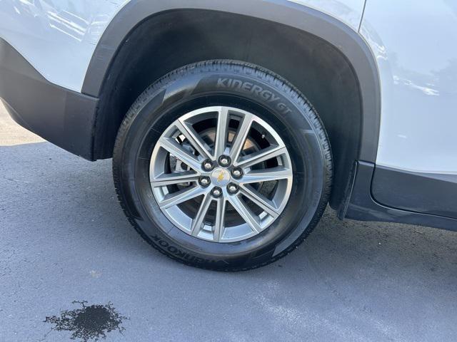 used 2023 Chevrolet Traverse car, priced at $27,800