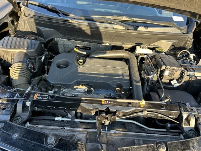 used 2023 Chevrolet Equinox car, priced at $22,000