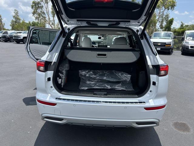used 2023 Mitsubishi Outlander car, priced at $27,864