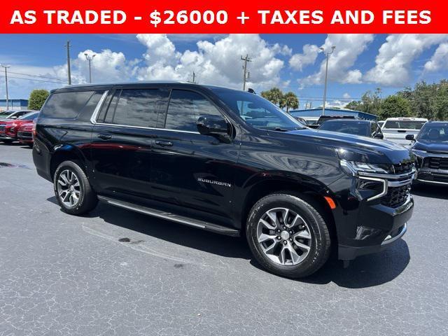used 2023 Chevrolet Suburban car, priced at $28,000