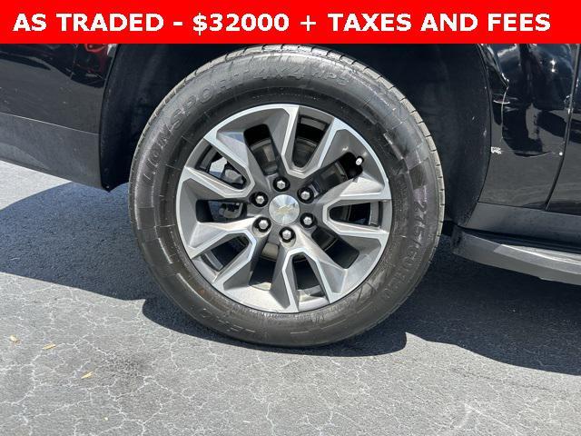 used 2023 Chevrolet Suburban car, priced at $32,000