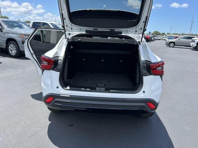 used 2025 Chevrolet Trax car, priced at $25,759