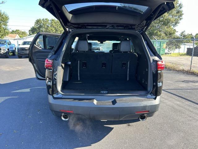 used 2023 Chevrolet Traverse car, priced at $34,000