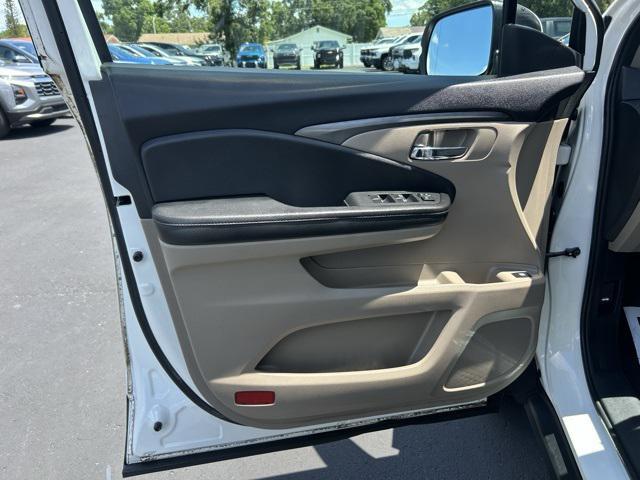 used 2016 Honda Pilot car, priced at $17,968