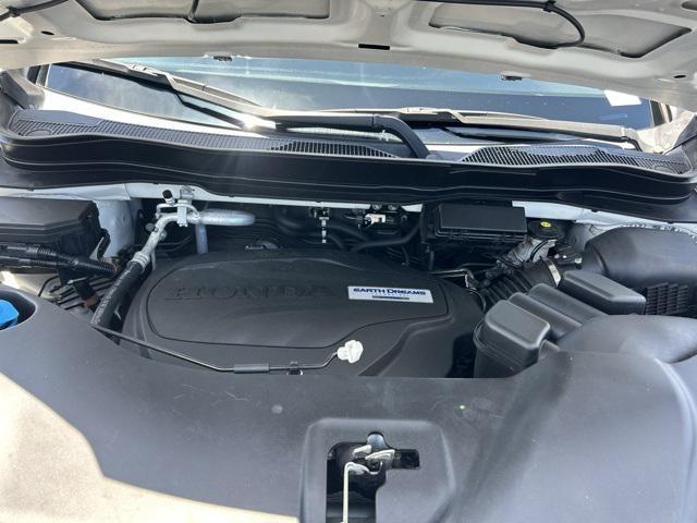 used 2016 Honda Pilot car, priced at $17,968