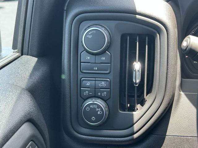 new 2025 Chevrolet Silverado 2500 car, priced at $70,055