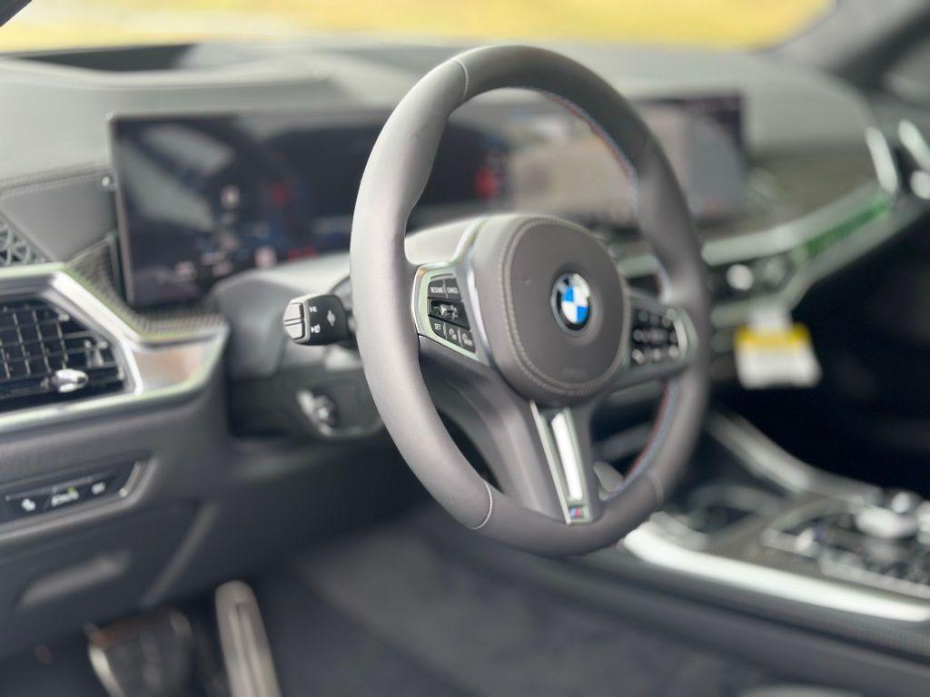 new 2026 BMW X7 car, priced at $125,675