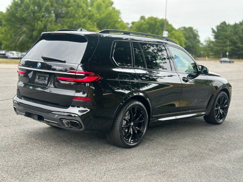 new 2026 BMW X7 car, priced at $125,675