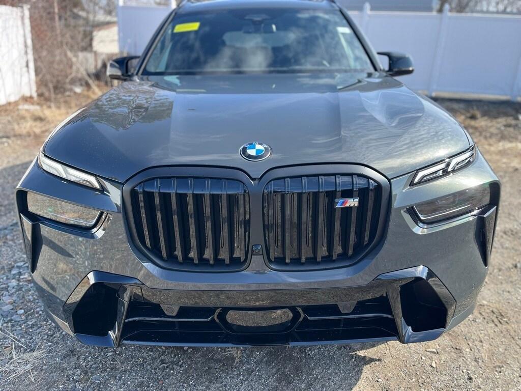 new 2025 BMW X7 car, priced at $120,675